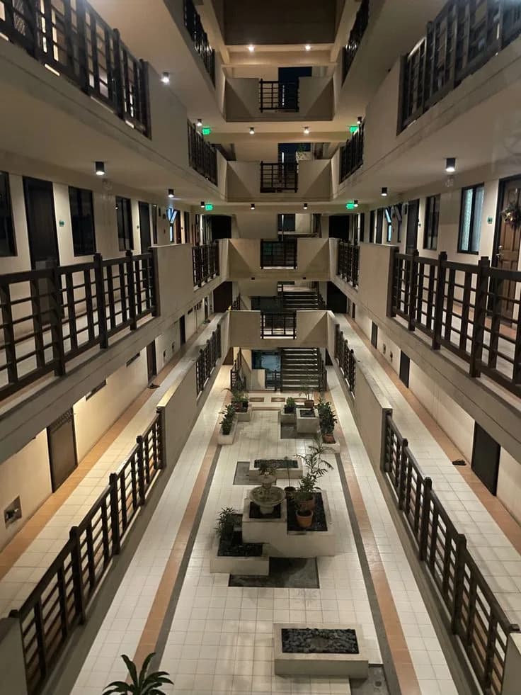 Hotel & Resort visual